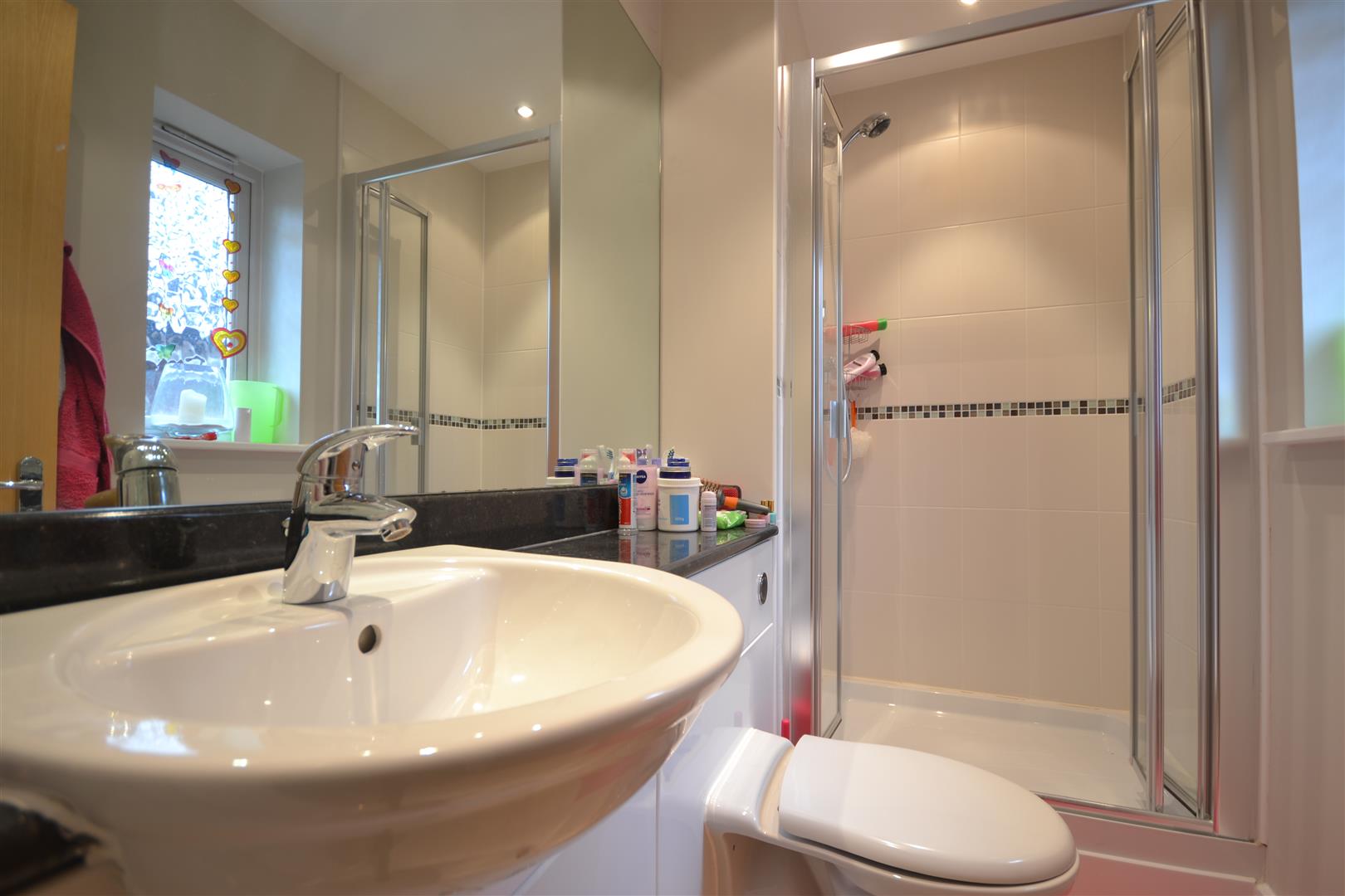 ENSUITE SHOWER ROOM